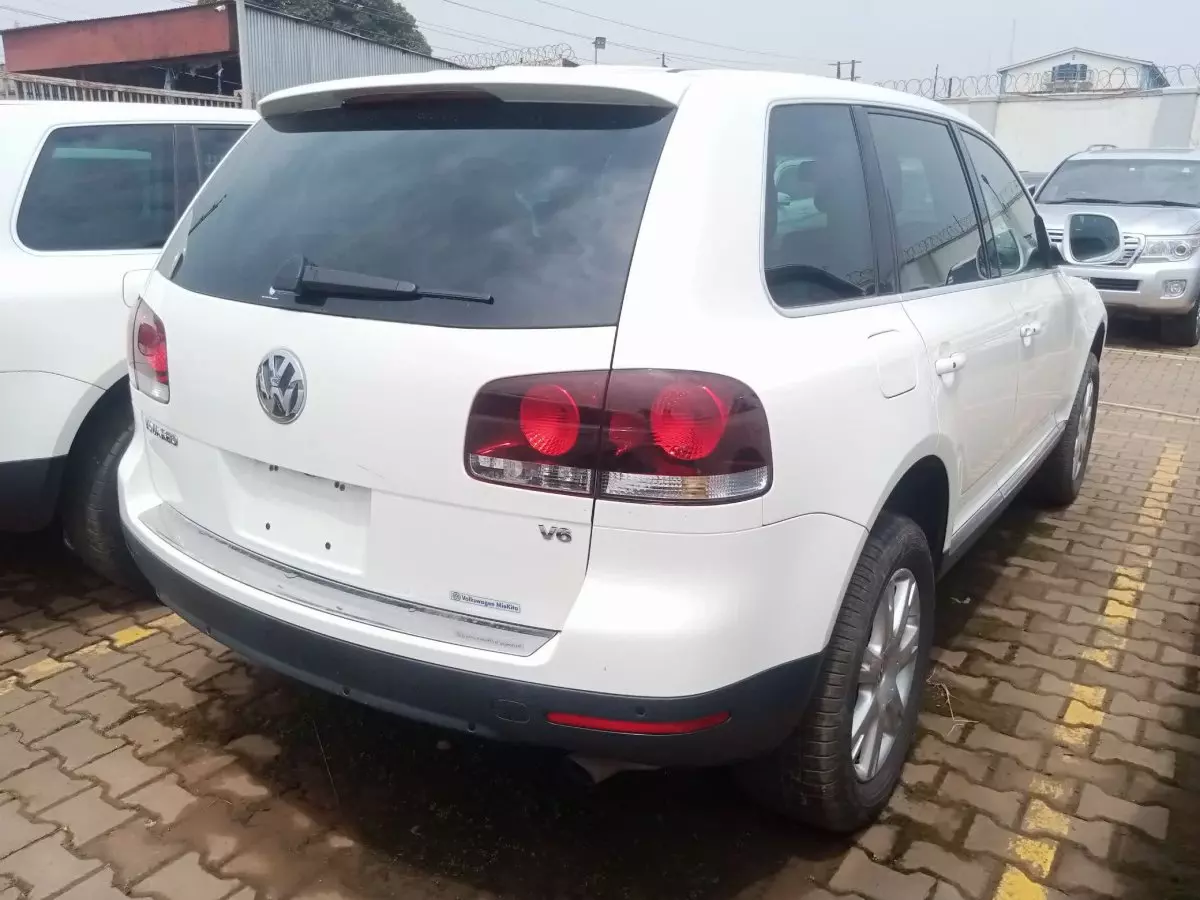 car Left Back