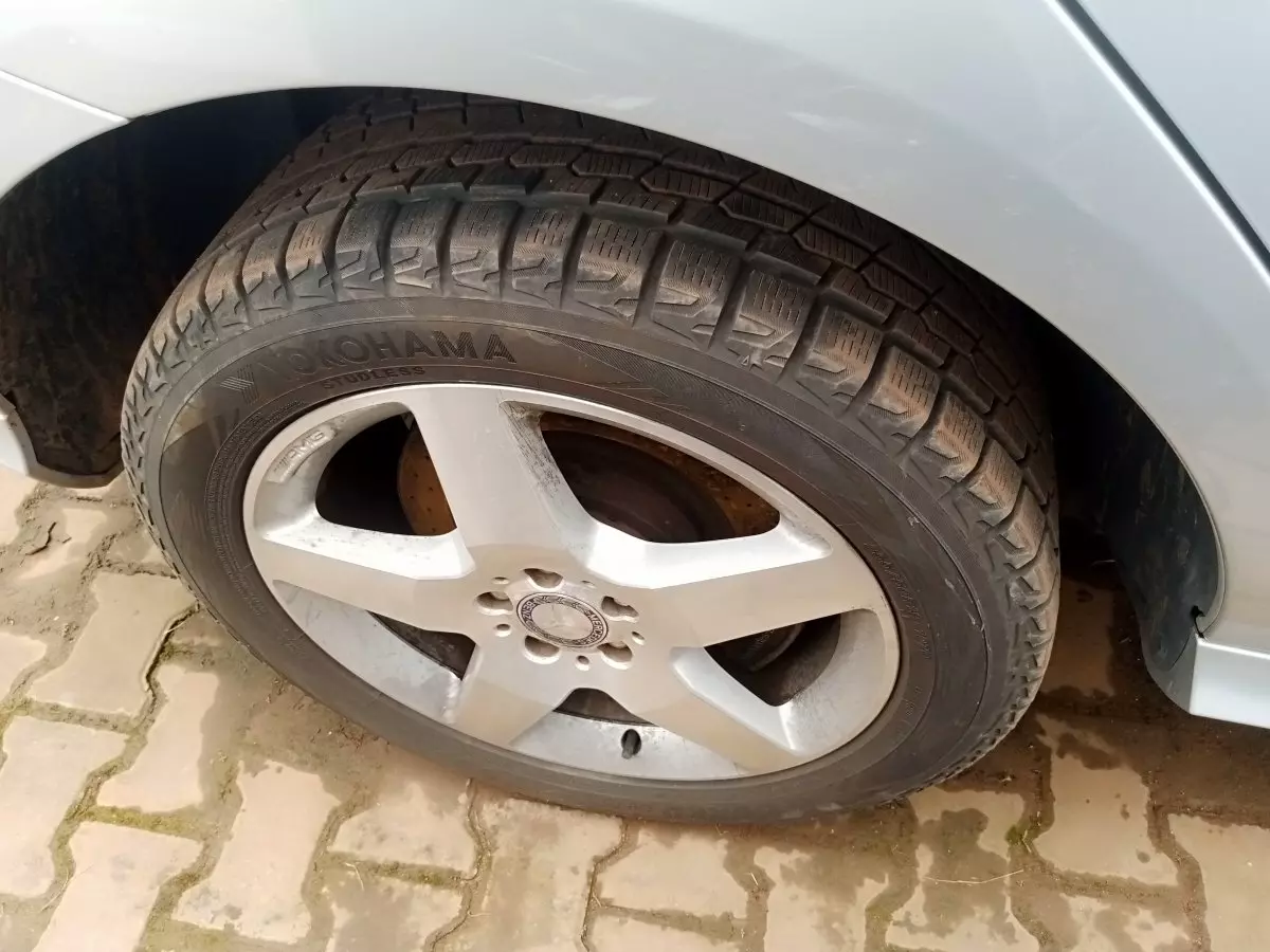 tyre0