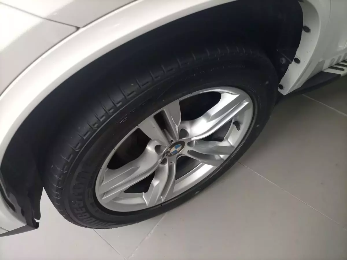 tyre0