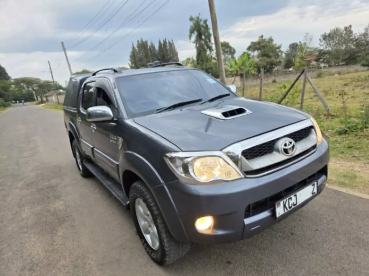 Toyota Hilux - 2009