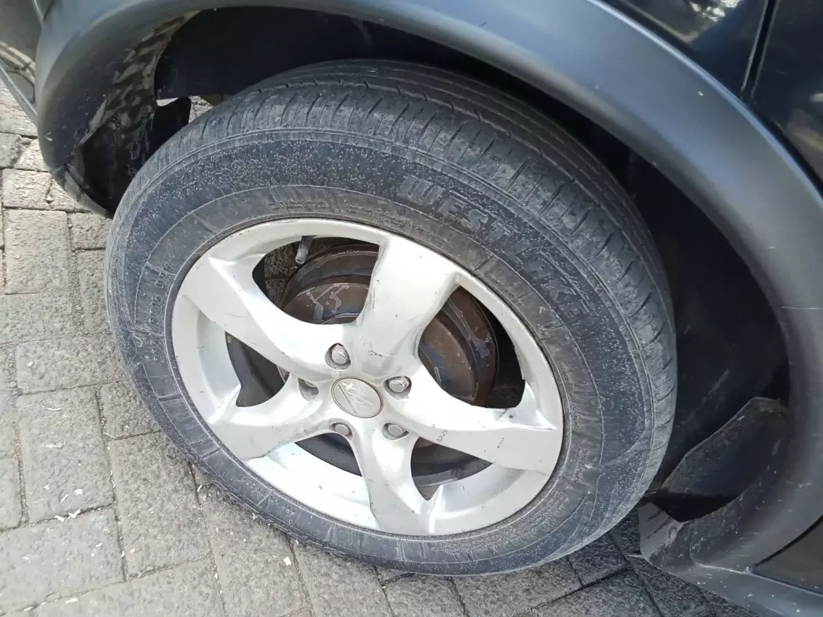 tyre2