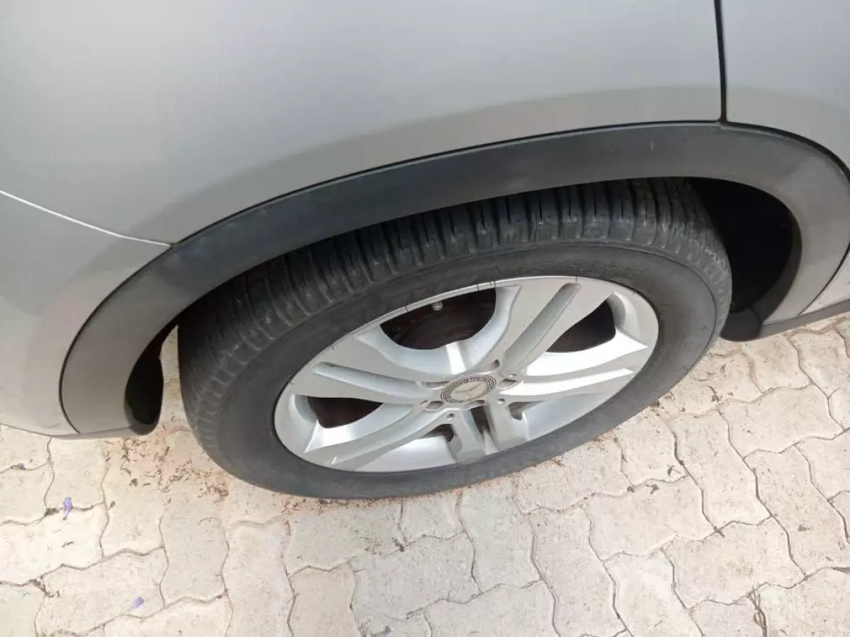 tyre0