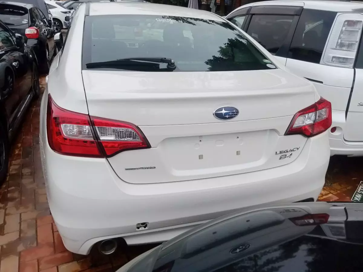 car Back