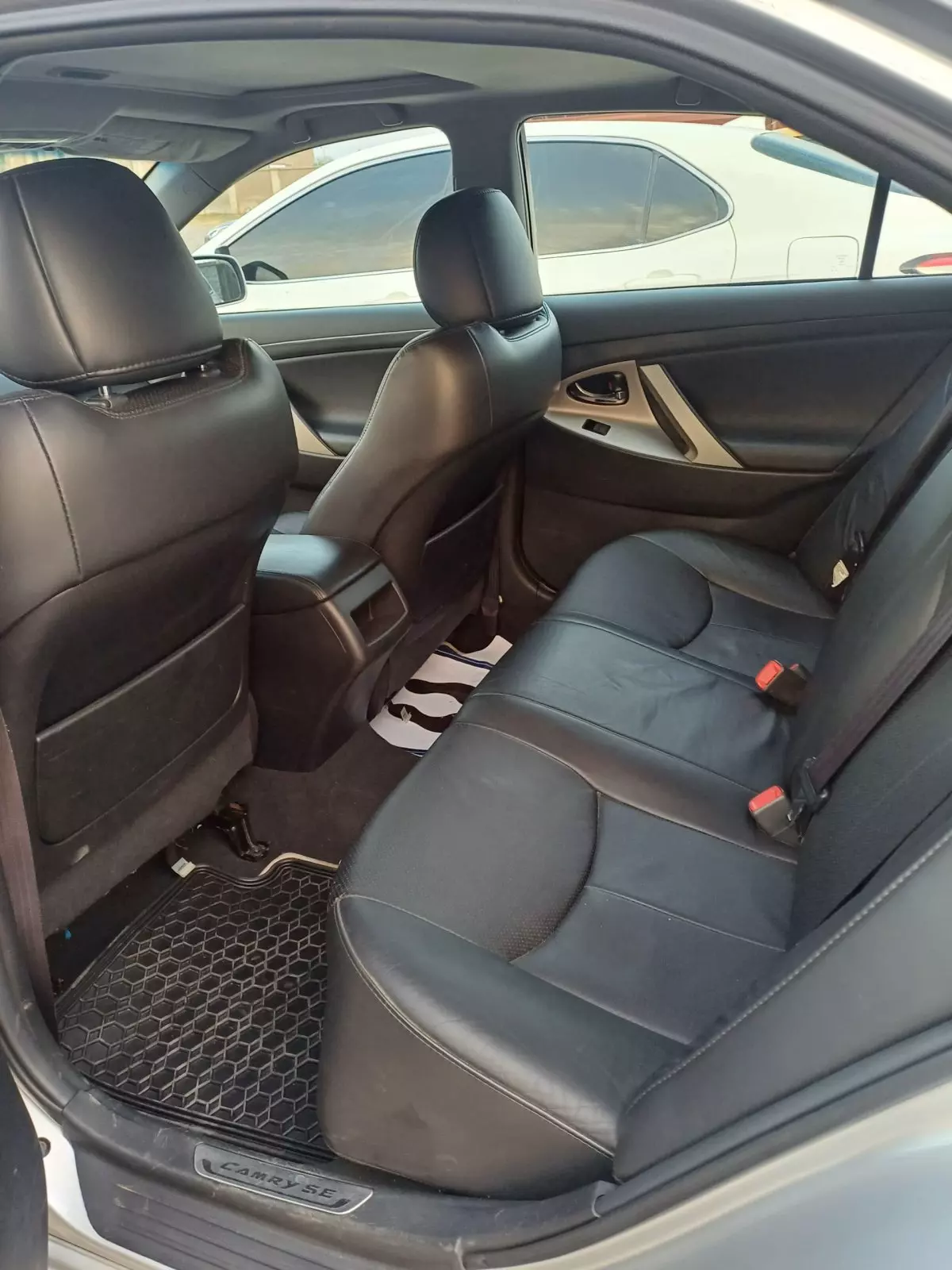 interiorBack