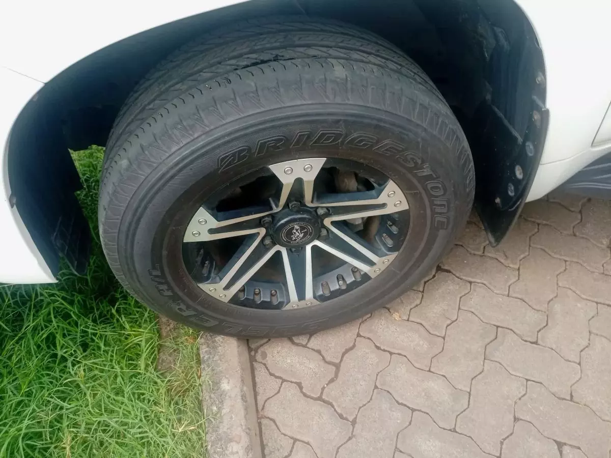 tyre1