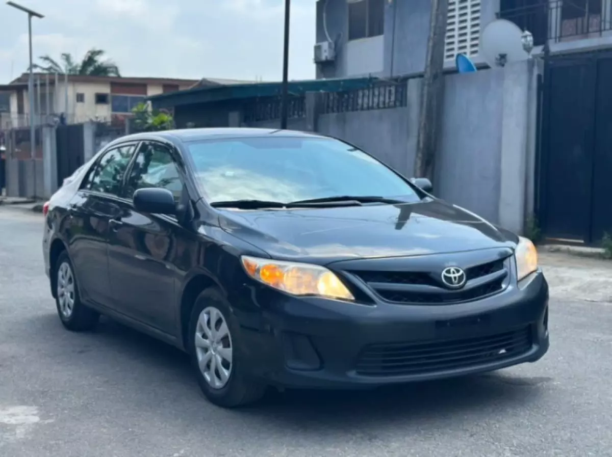 Toyota Corolla - 2011