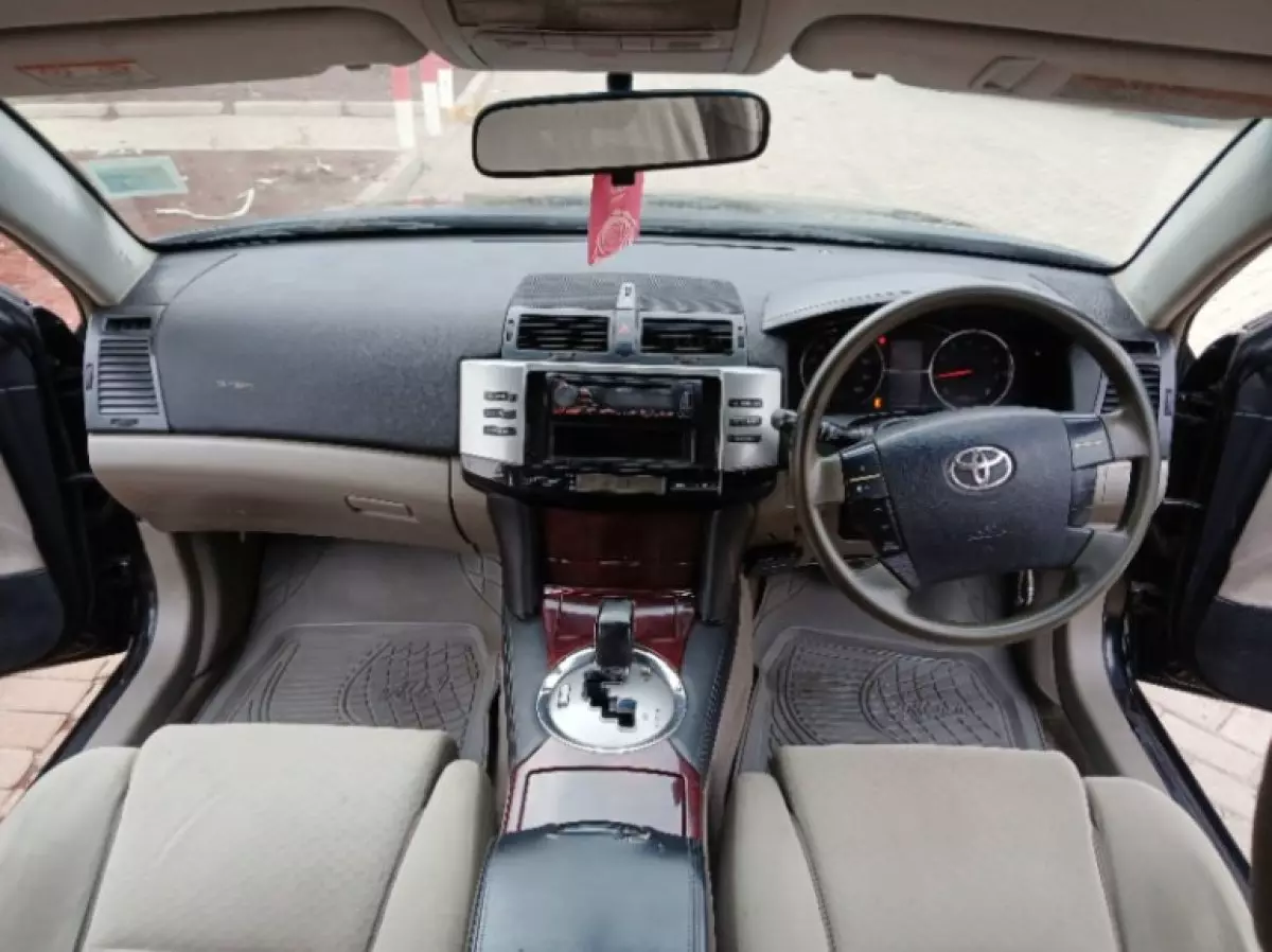 interiorFront