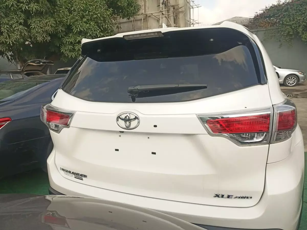 car Back