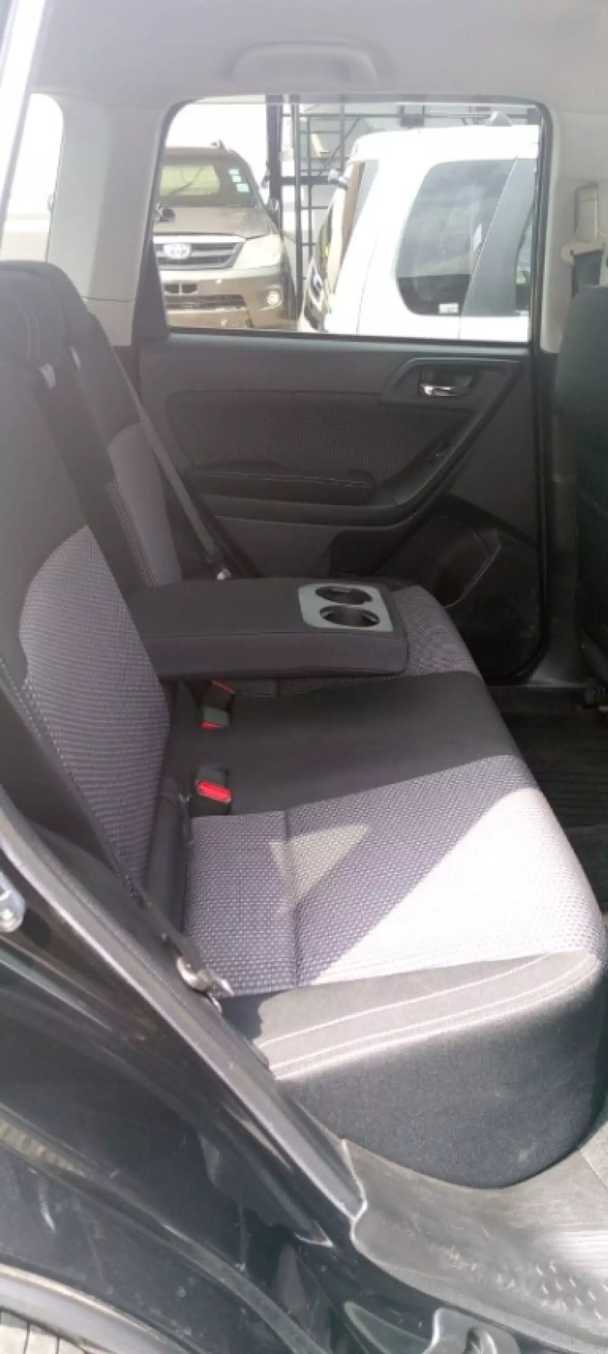 interiorBack