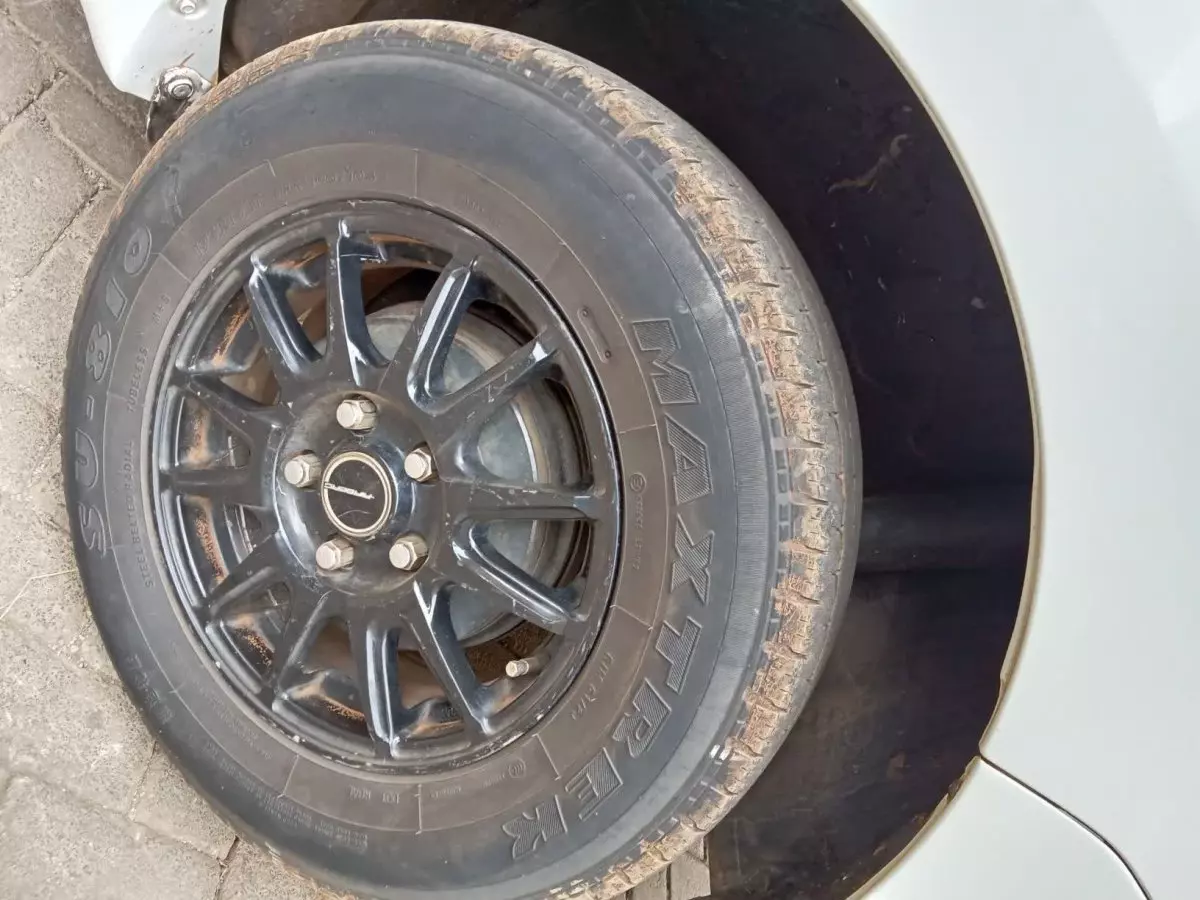 tyre3