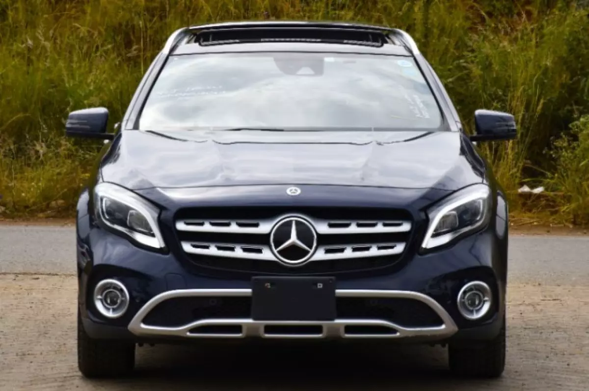 Mercedes-Benz GLA 180 - 2018