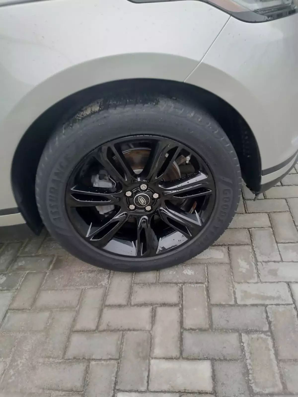tyre1