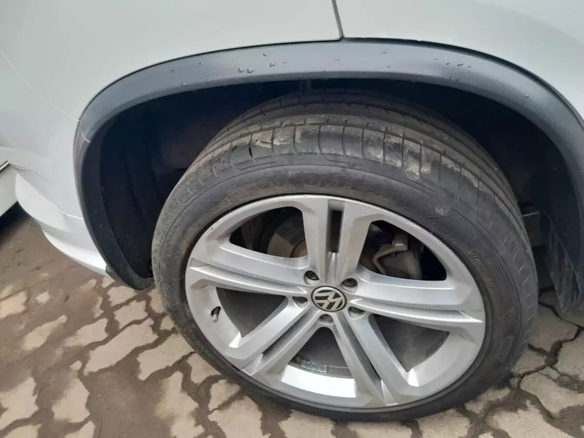 tyre0