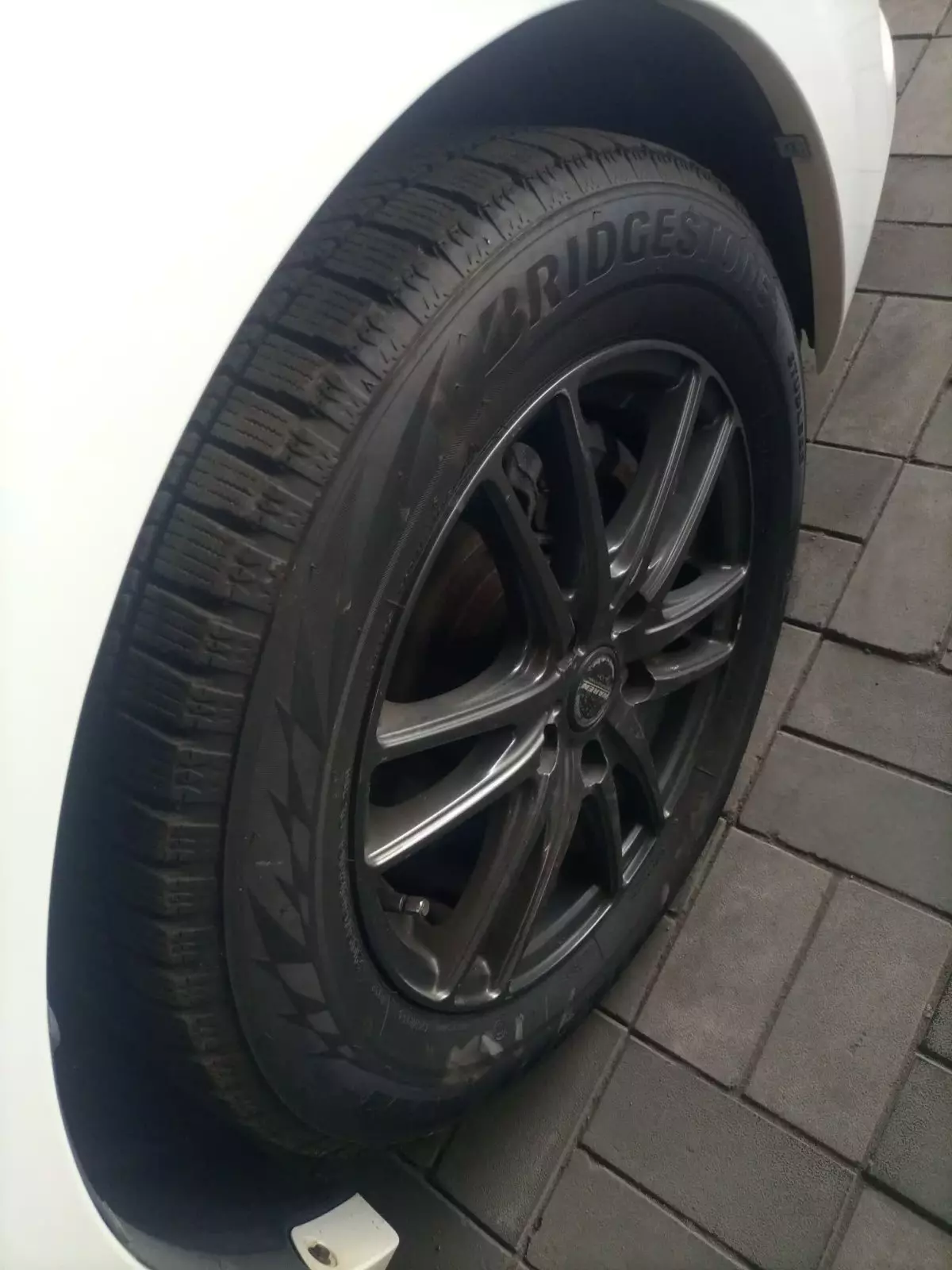 tyre3