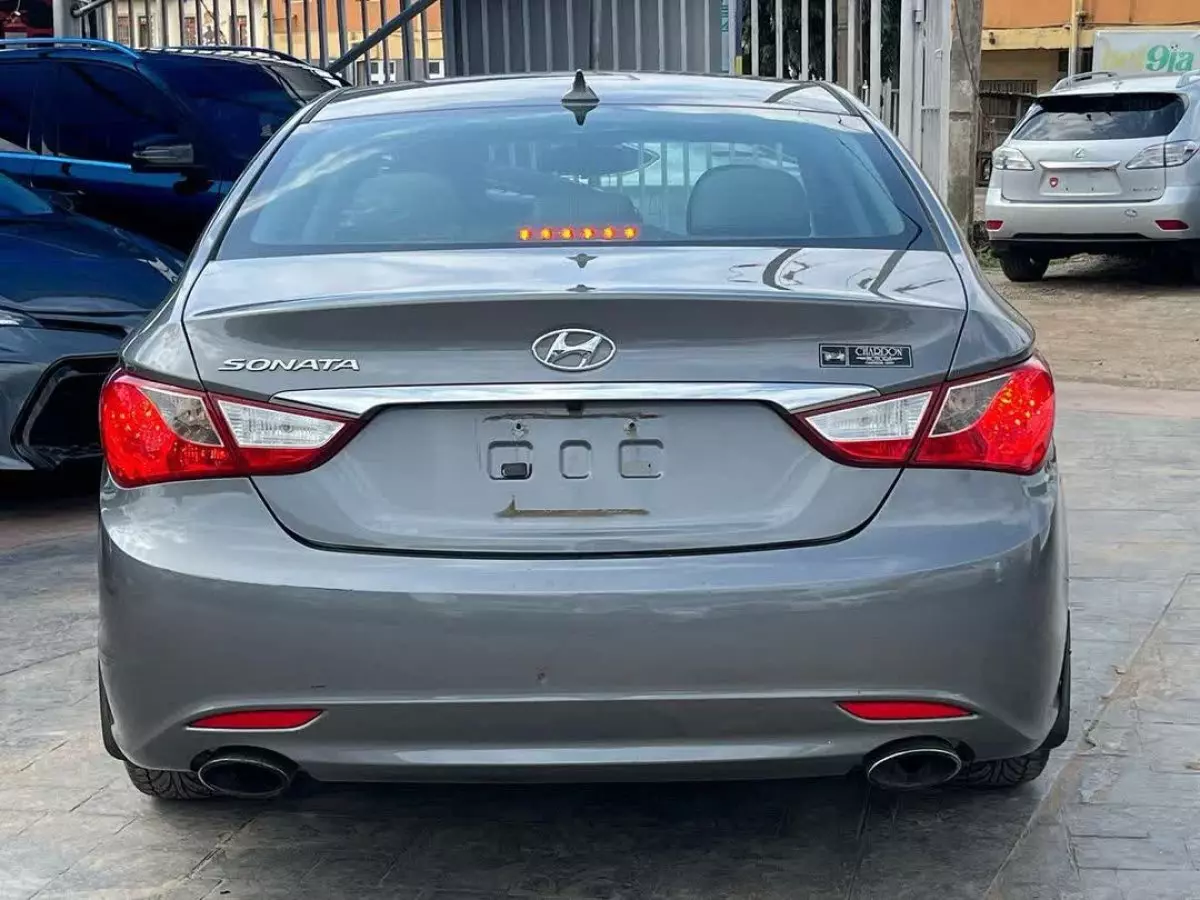 car Back