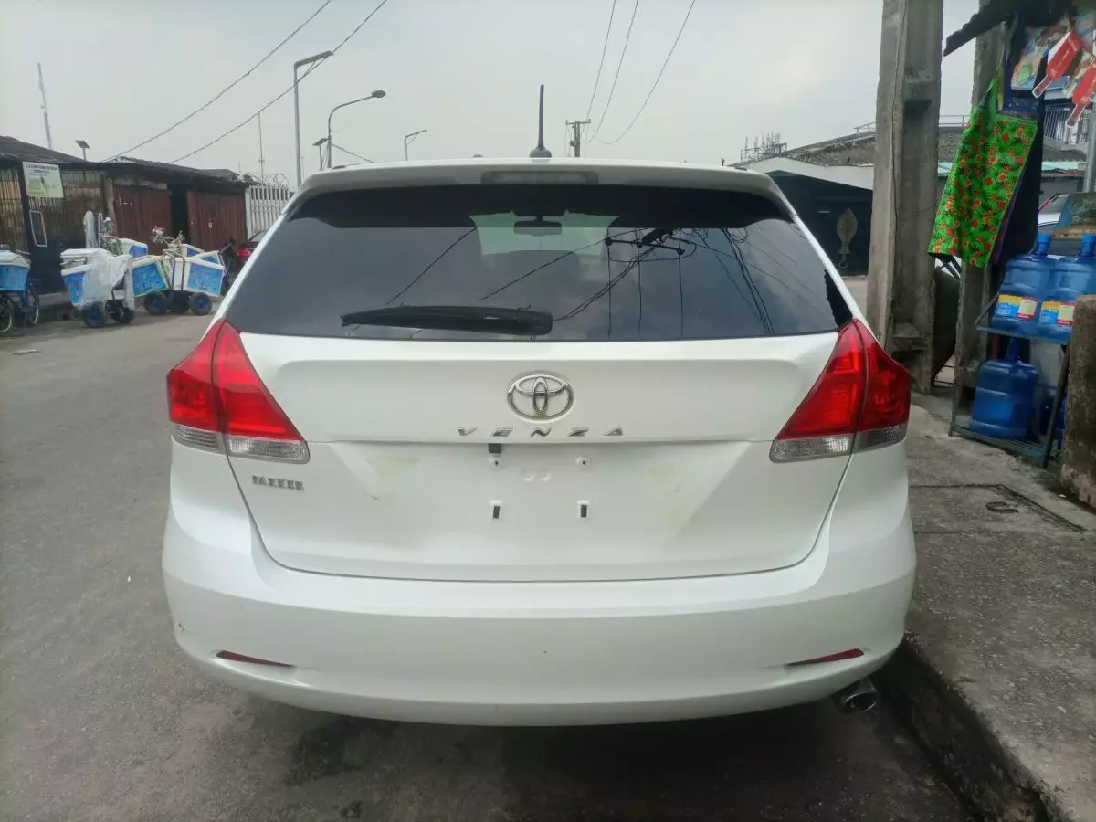 car Back