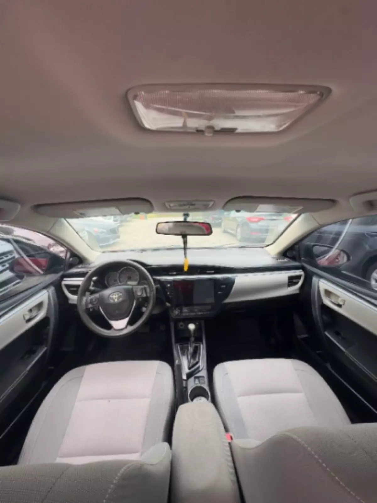interiorFront