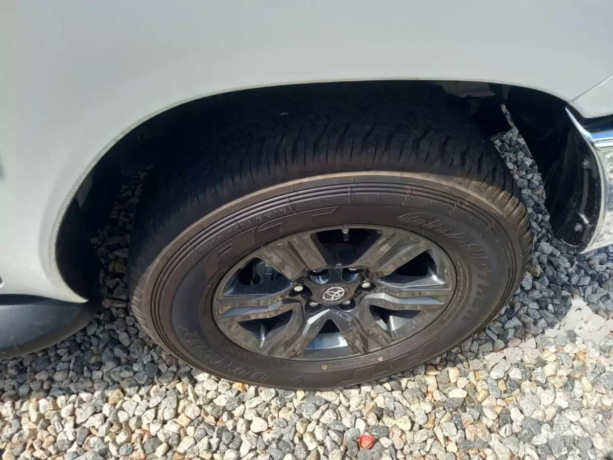 tyre3