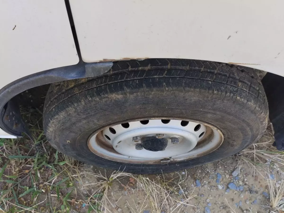 tyre2
