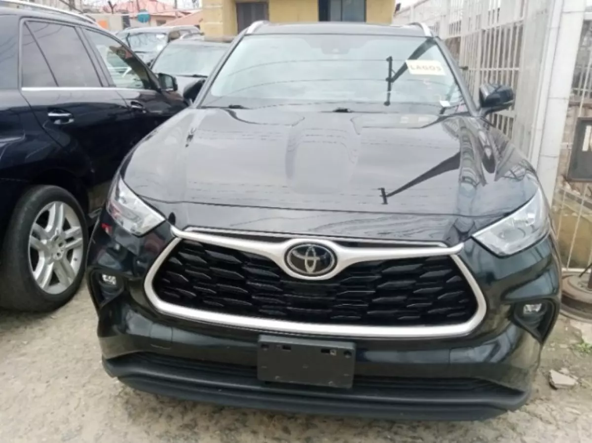 Toyota Highlander - 2020