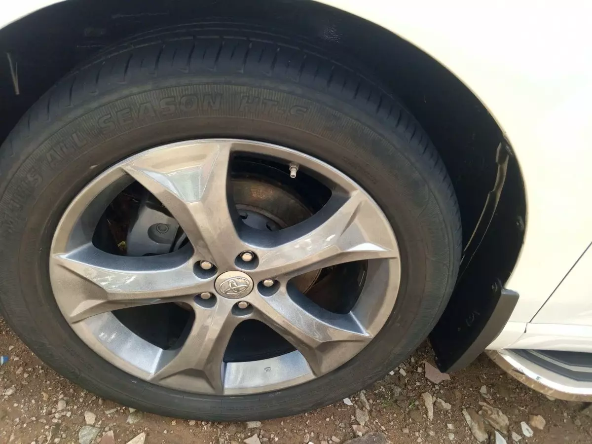tyre2