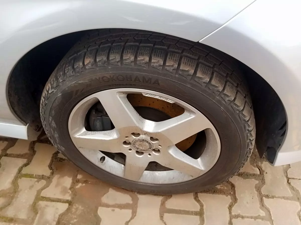 tyre2