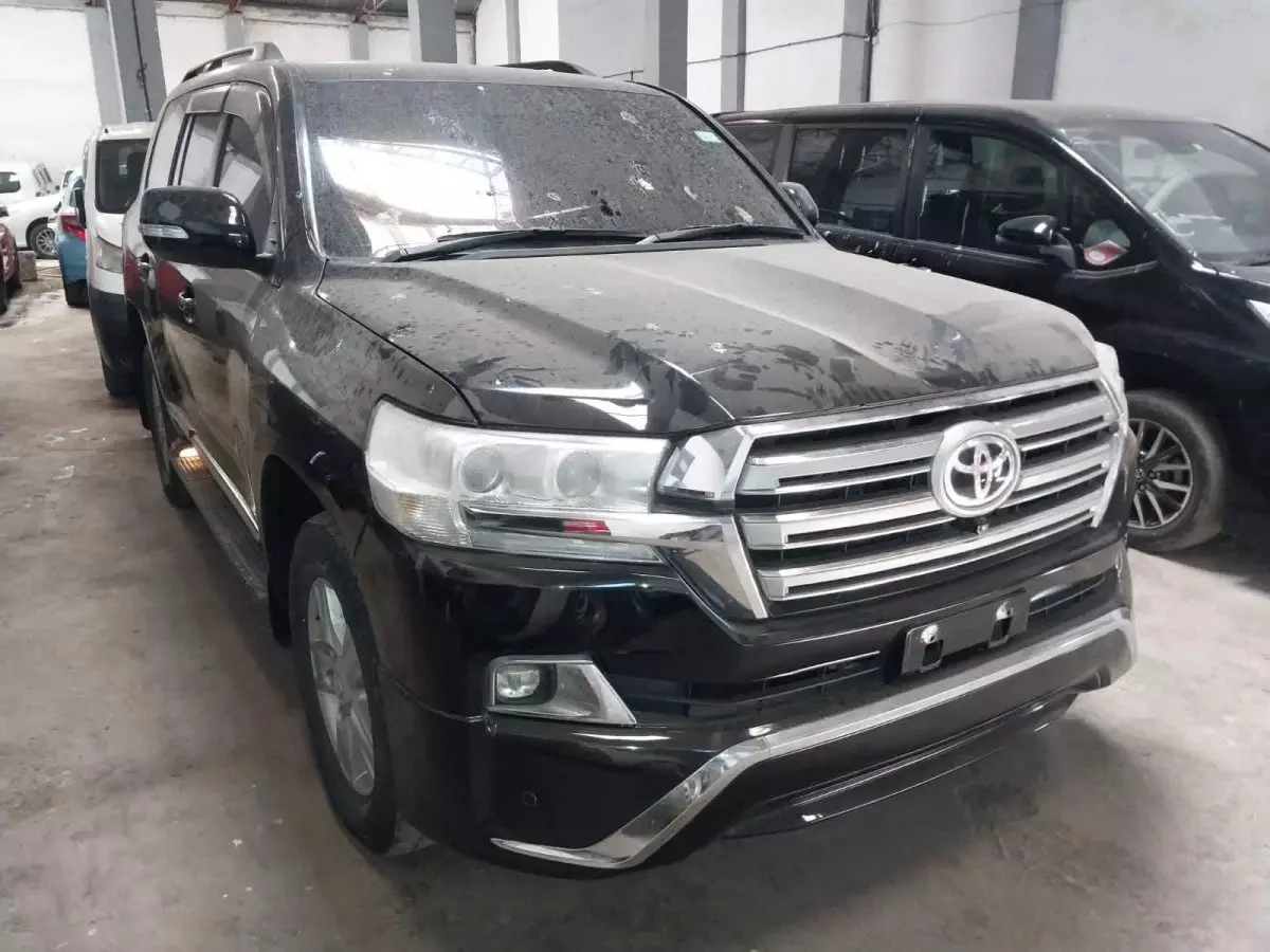 Toyota Landcruiser  V8 - 2012