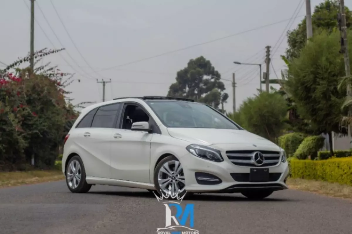 Mercedes-Benz B 180 - 2018