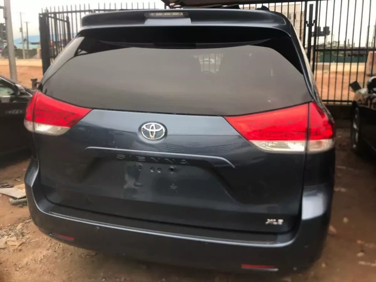 car Left Back