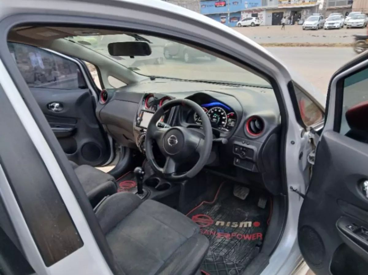 interiorFront