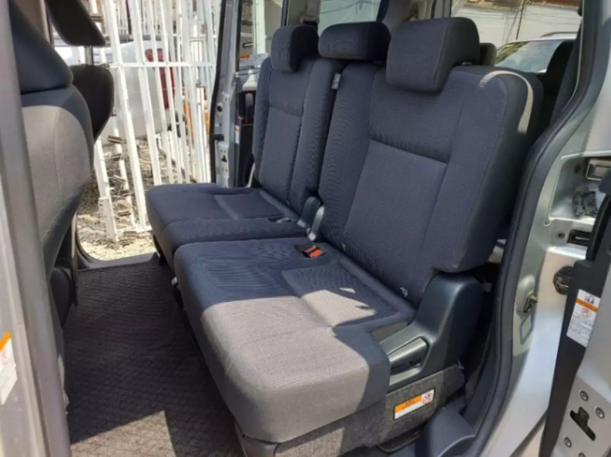 interiorBack