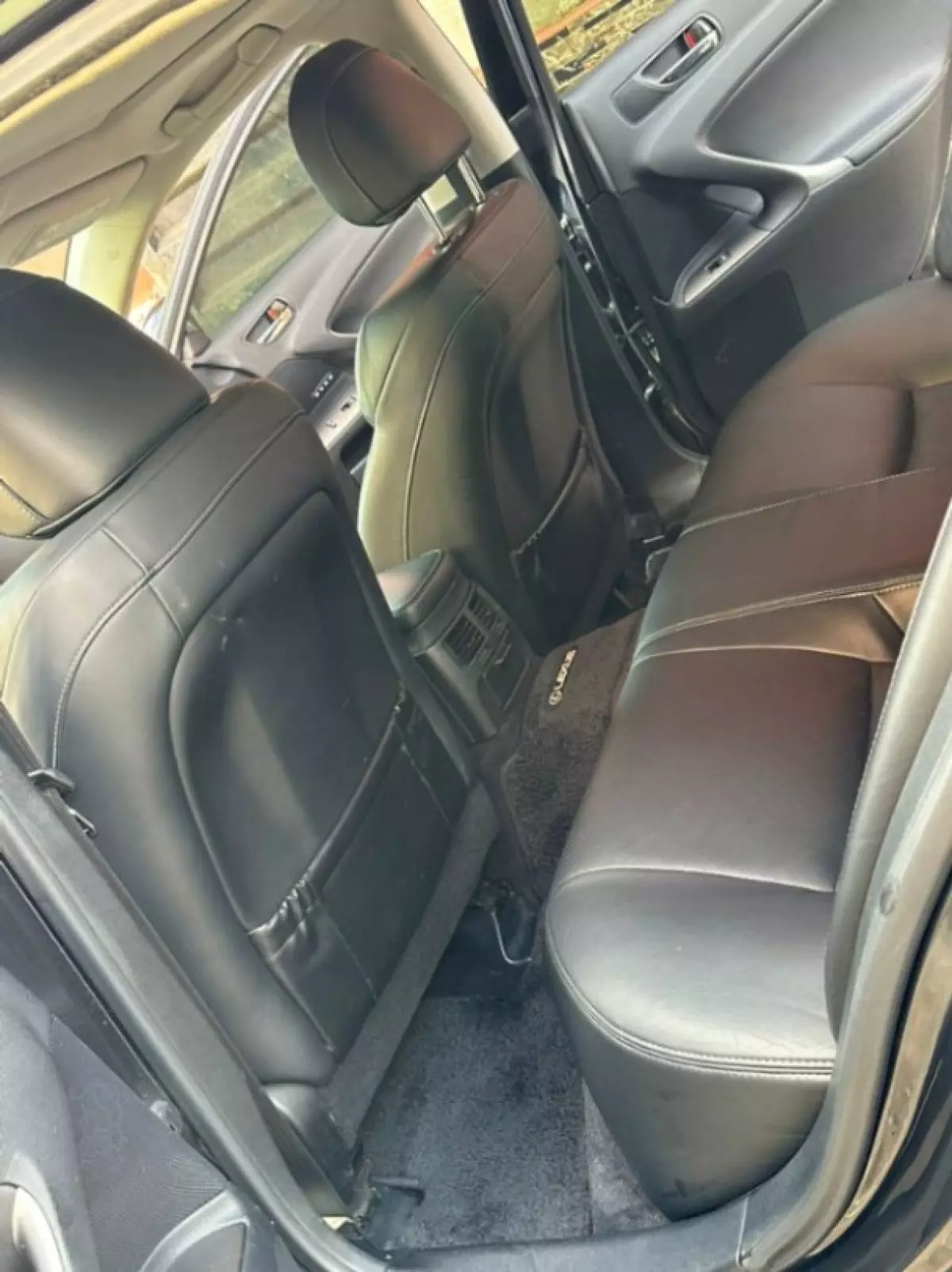 interiorBack
