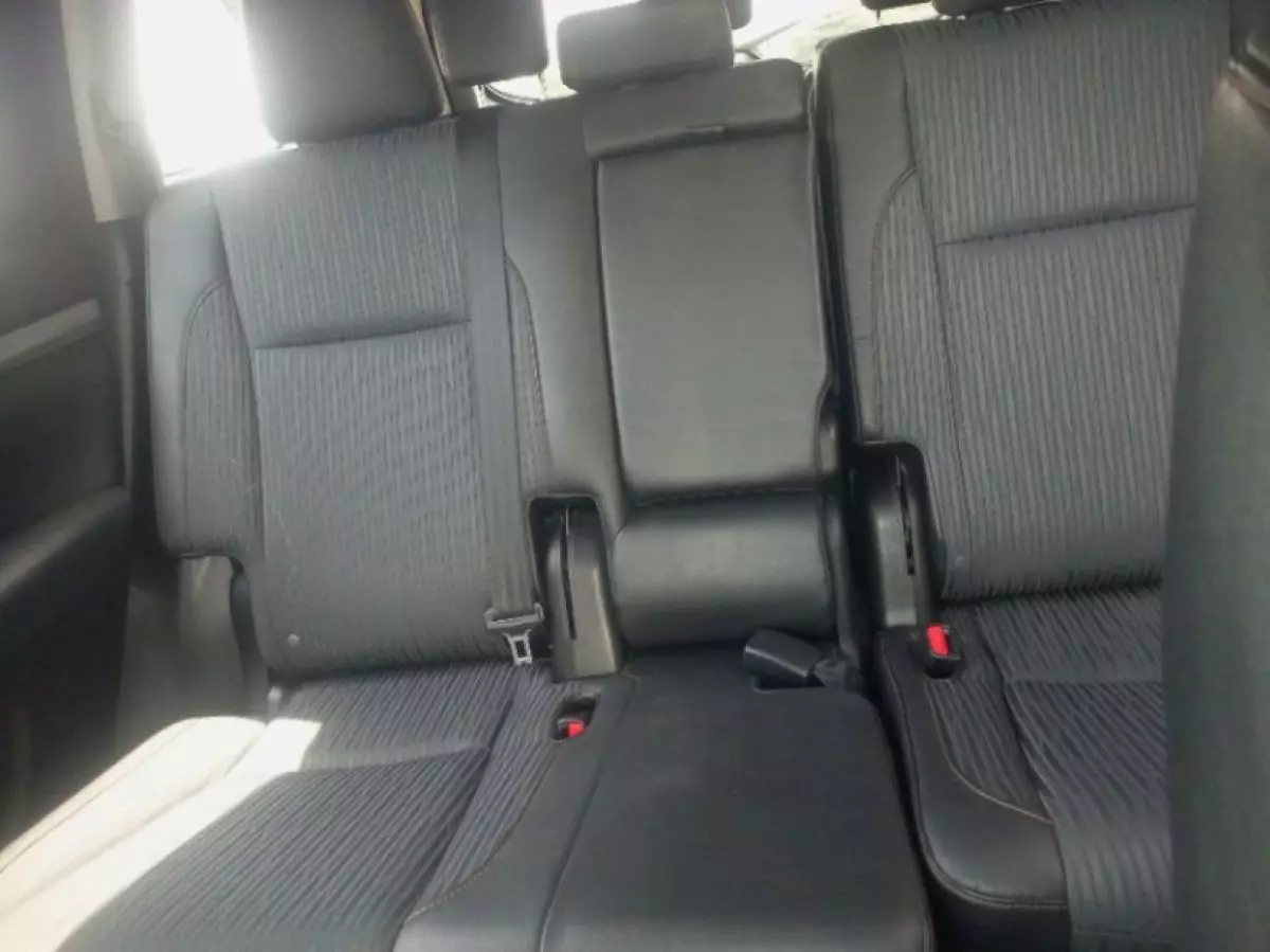 interiorBack
