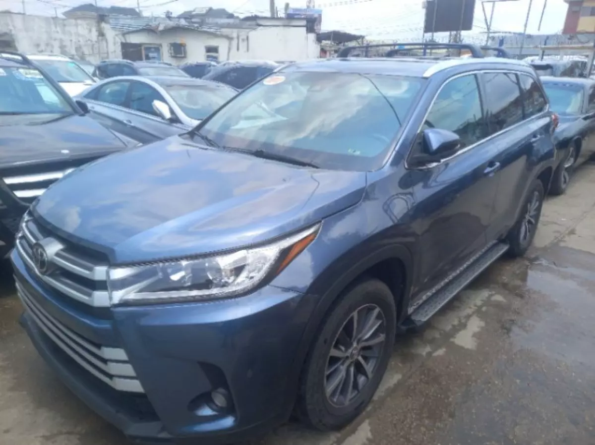 Toyota Highlander - 2017