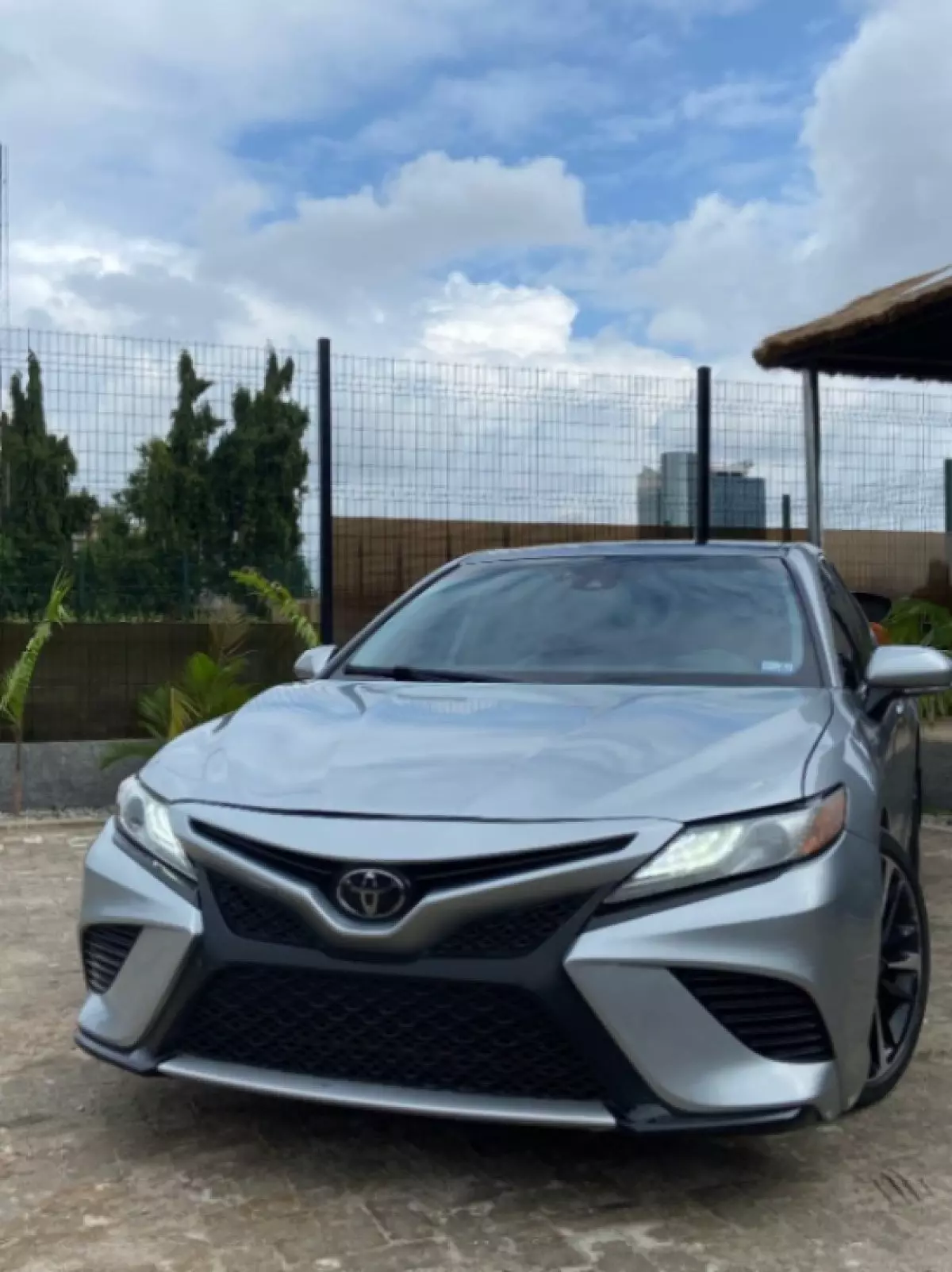 Toyota camry - 2019