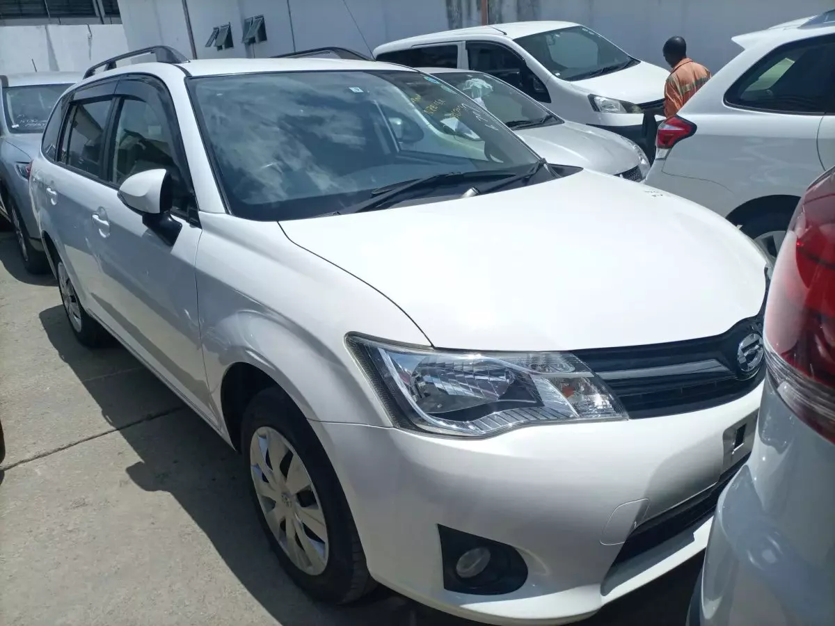 Toyota Fielder  - 2015