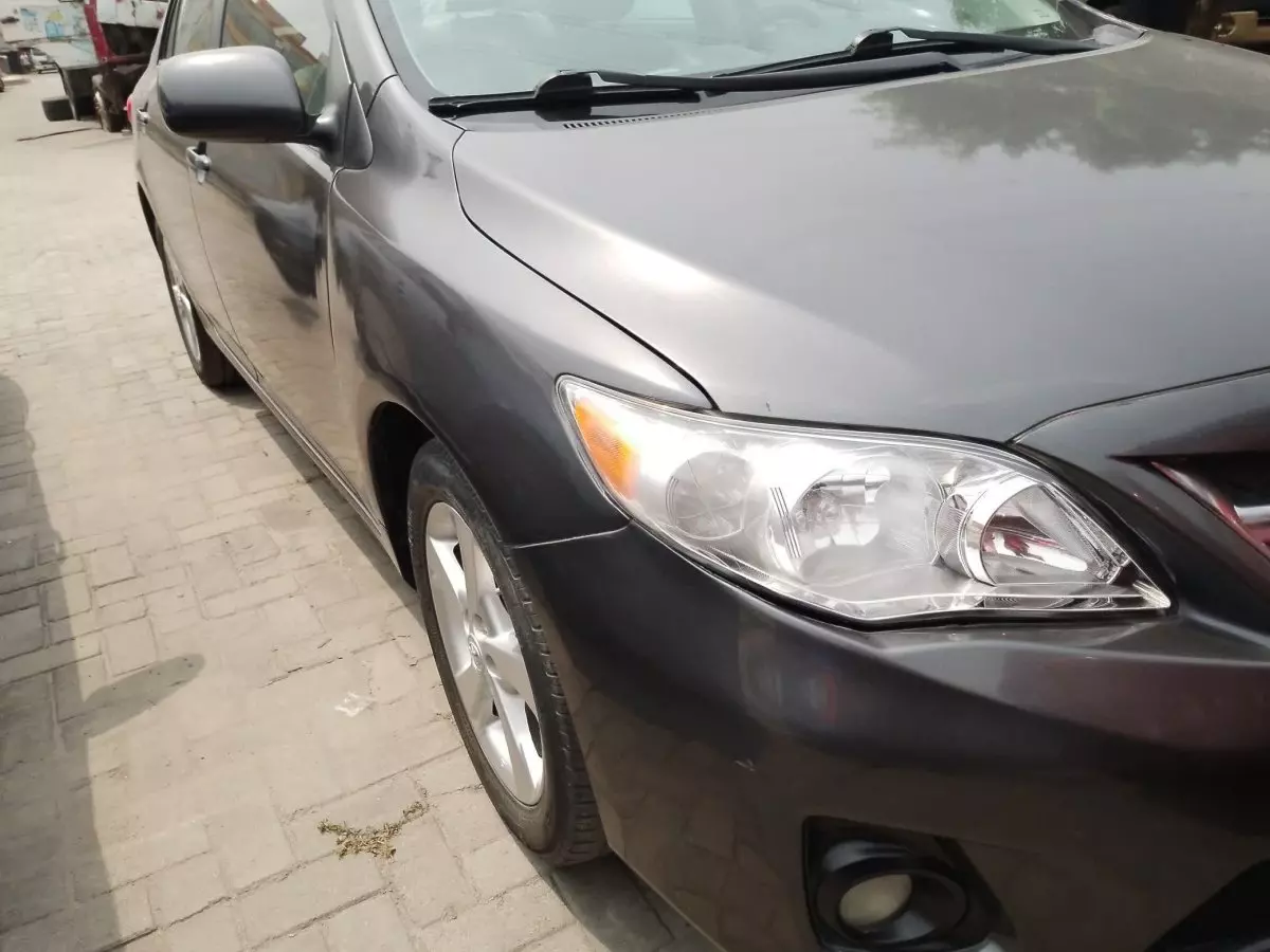 car Right Back