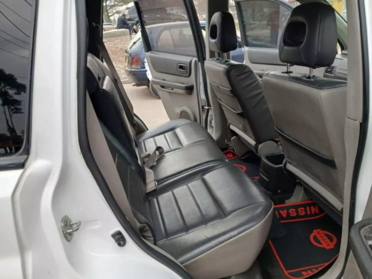 interiorBack