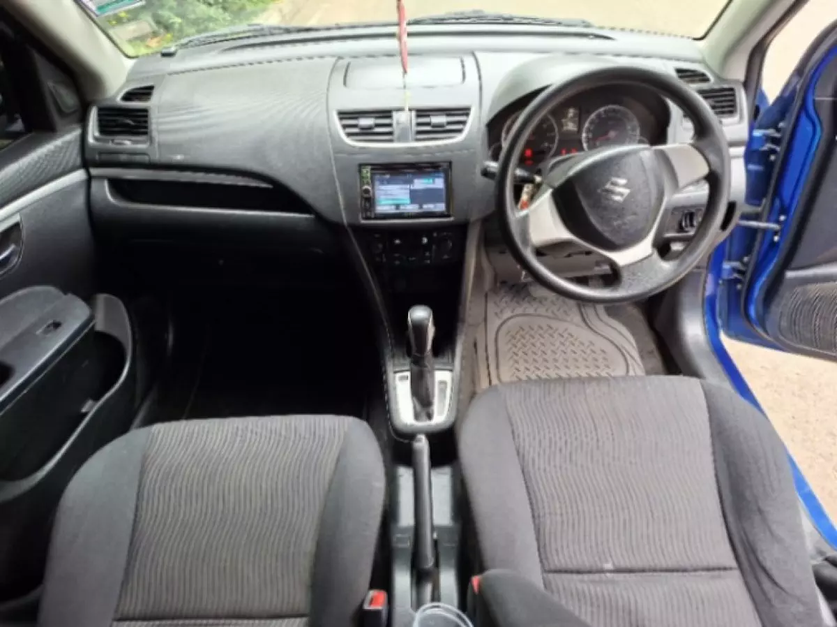 interiorFront