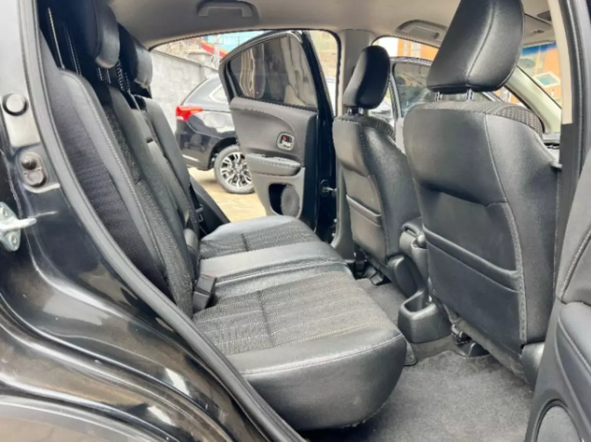 interiorBack