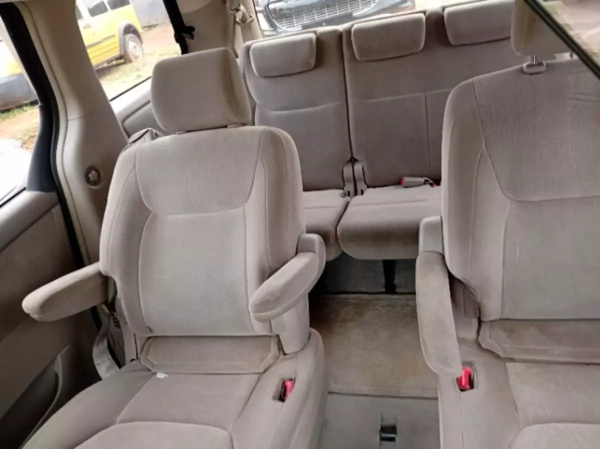 interiorBack