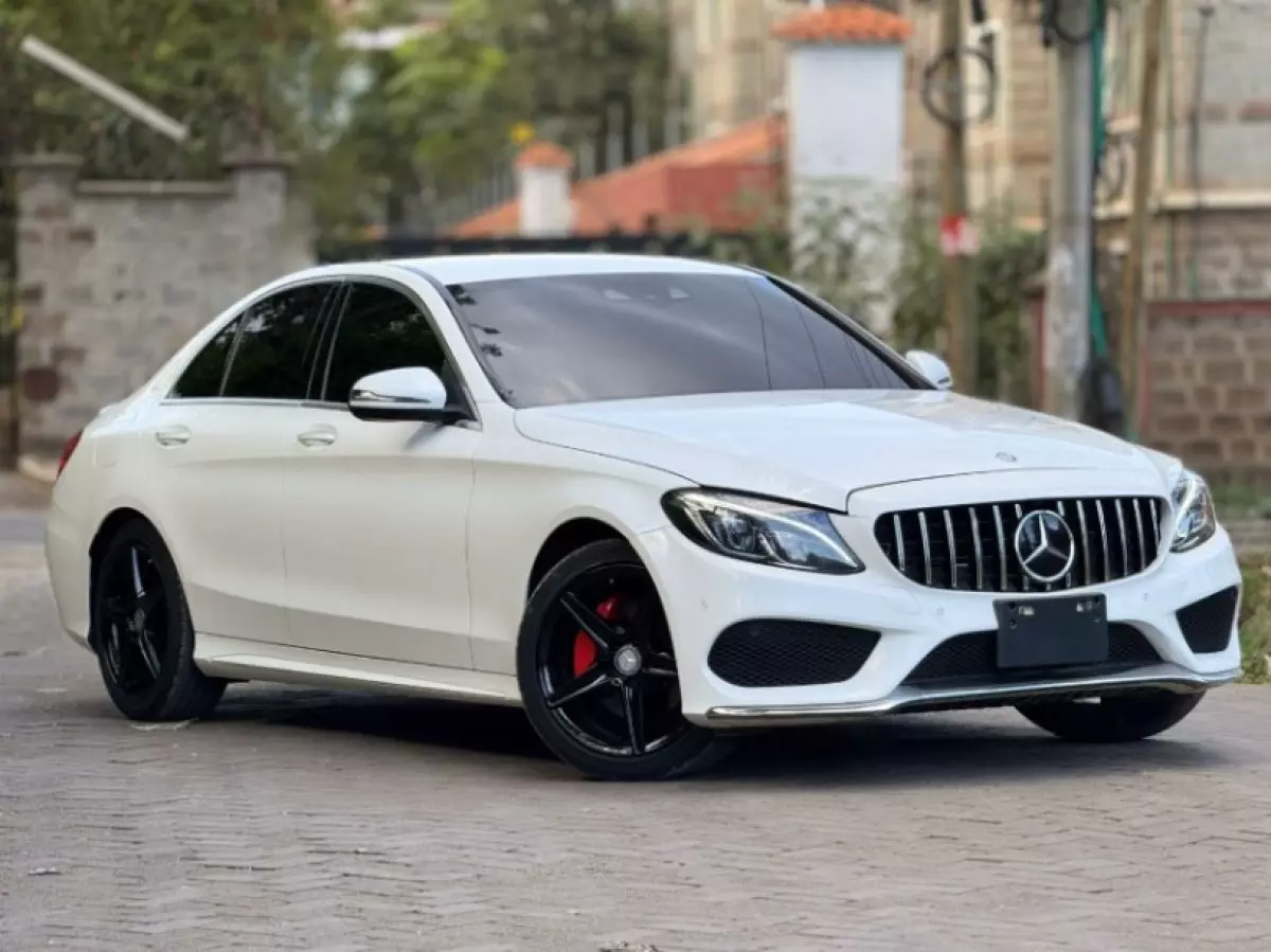Mercedes-Benz C 200 - 2016