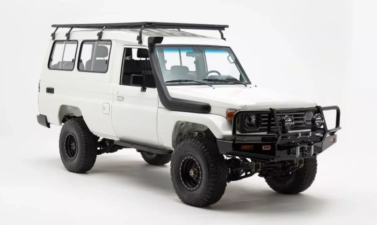 Toyota Land Cruiser Trooper - 2024