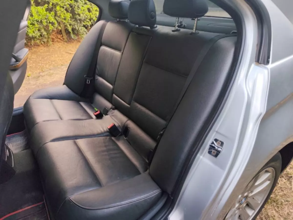 interiorBack