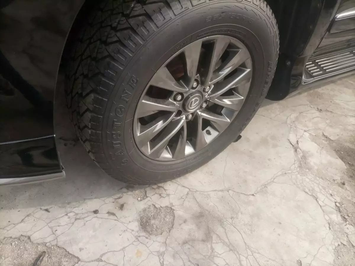tyre1