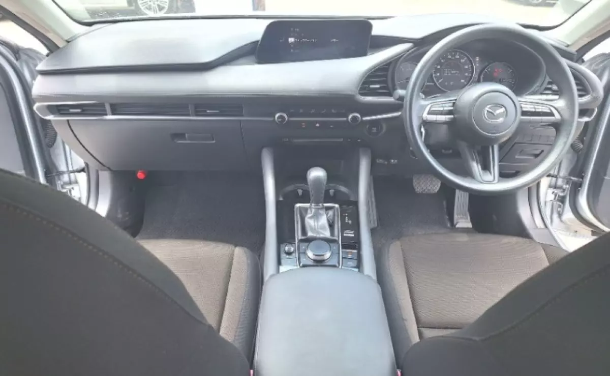 interiorFront