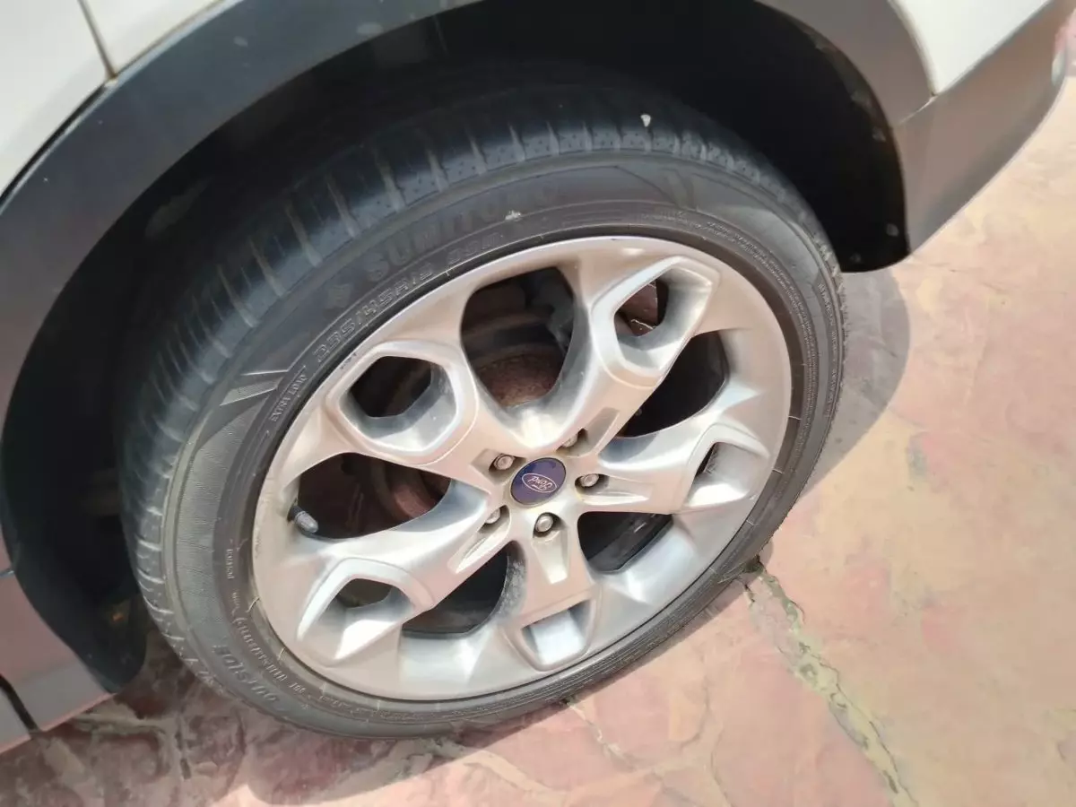 tyre1