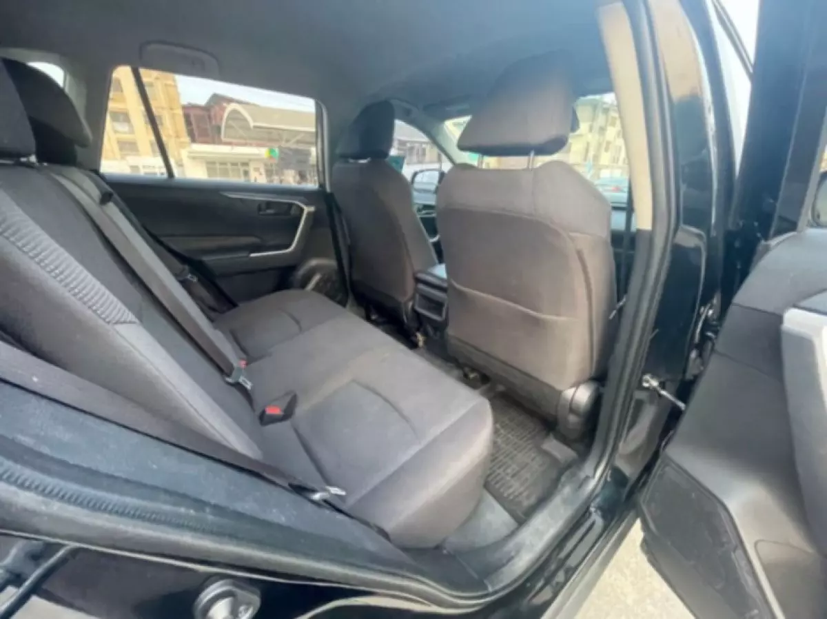 interiorBack