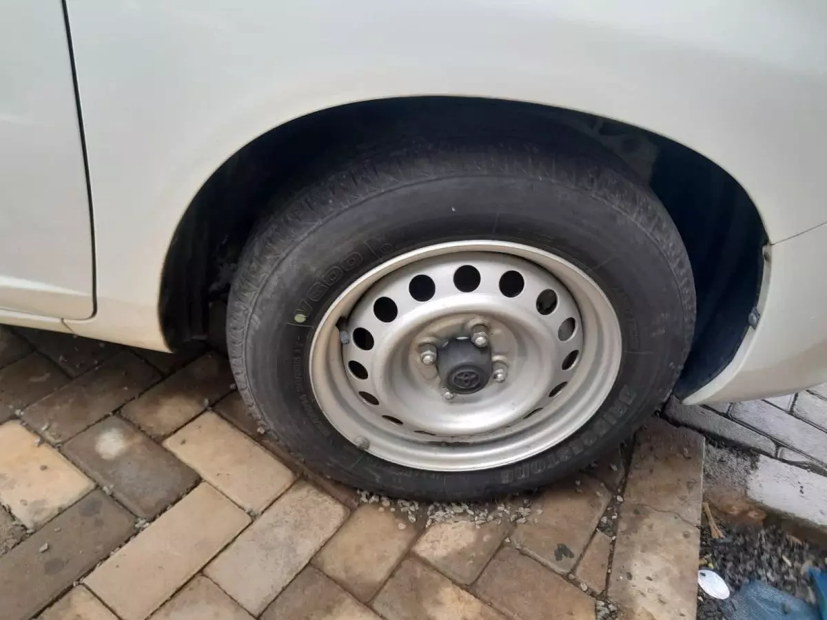 tyre2