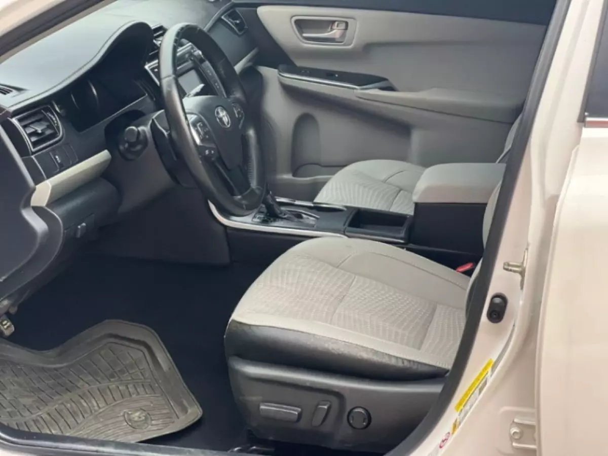 interiorFront